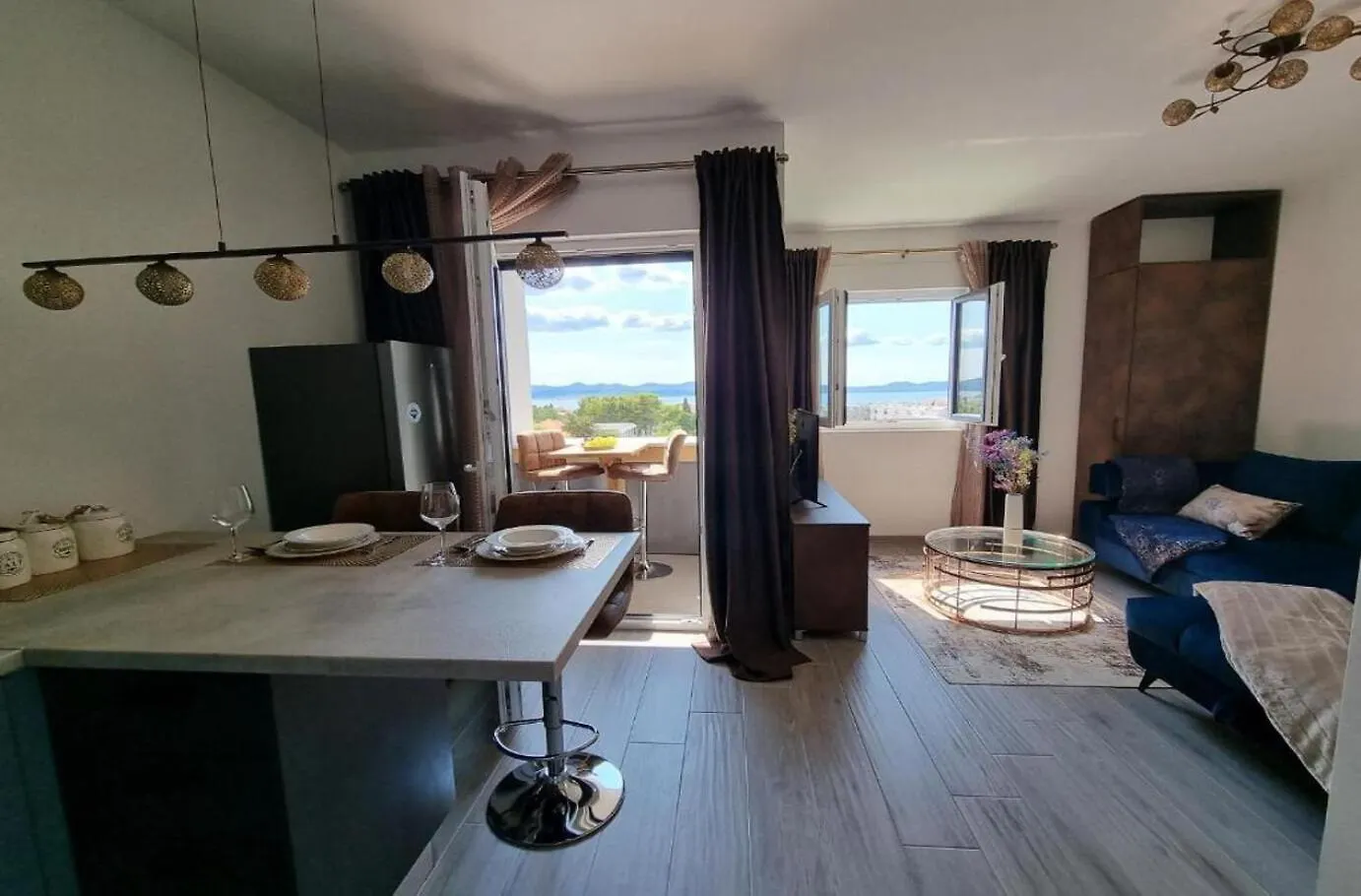 Apartment Isa - Modern View Zadar