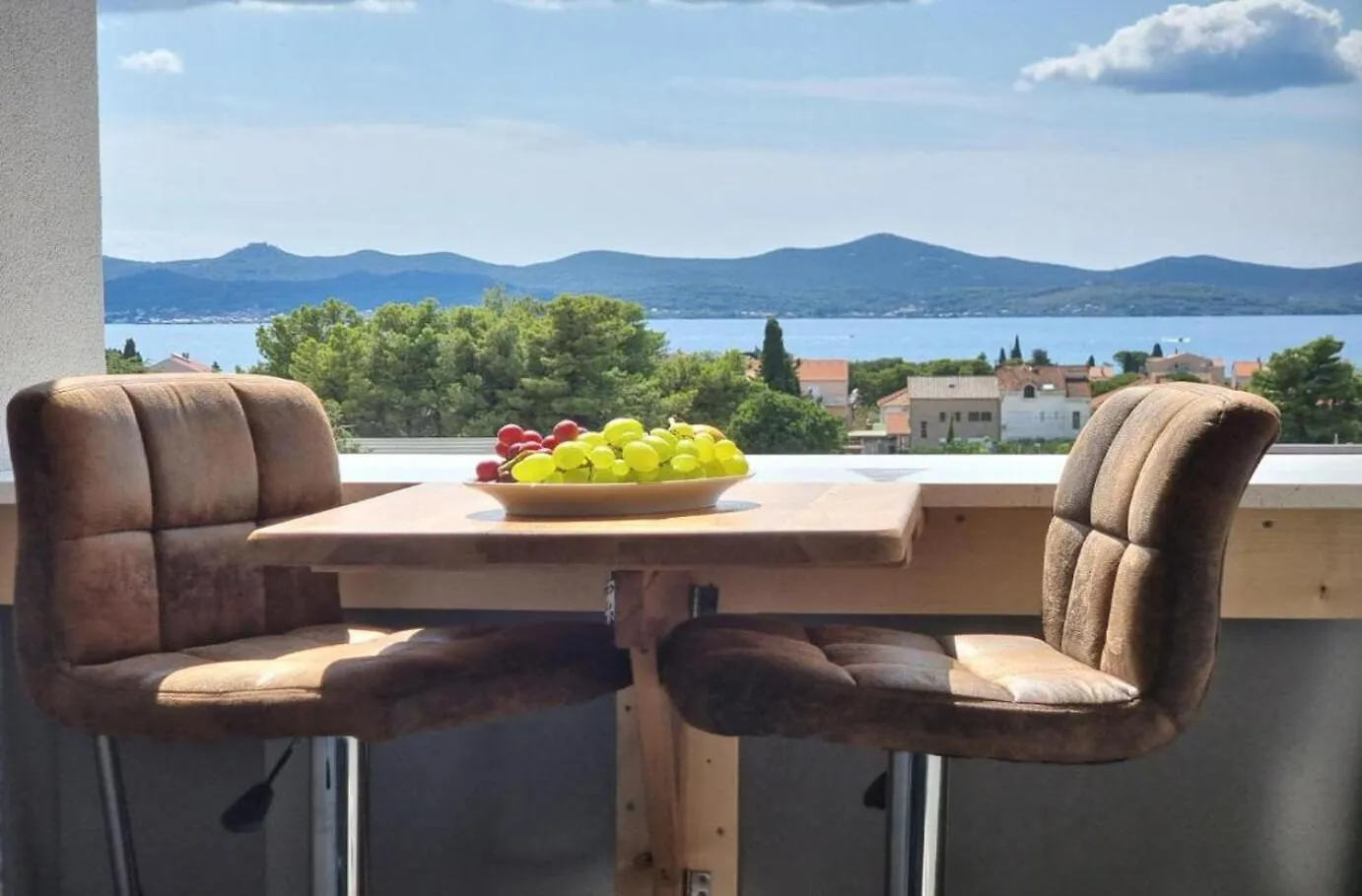 Apartment Isa - Modern View Zadar